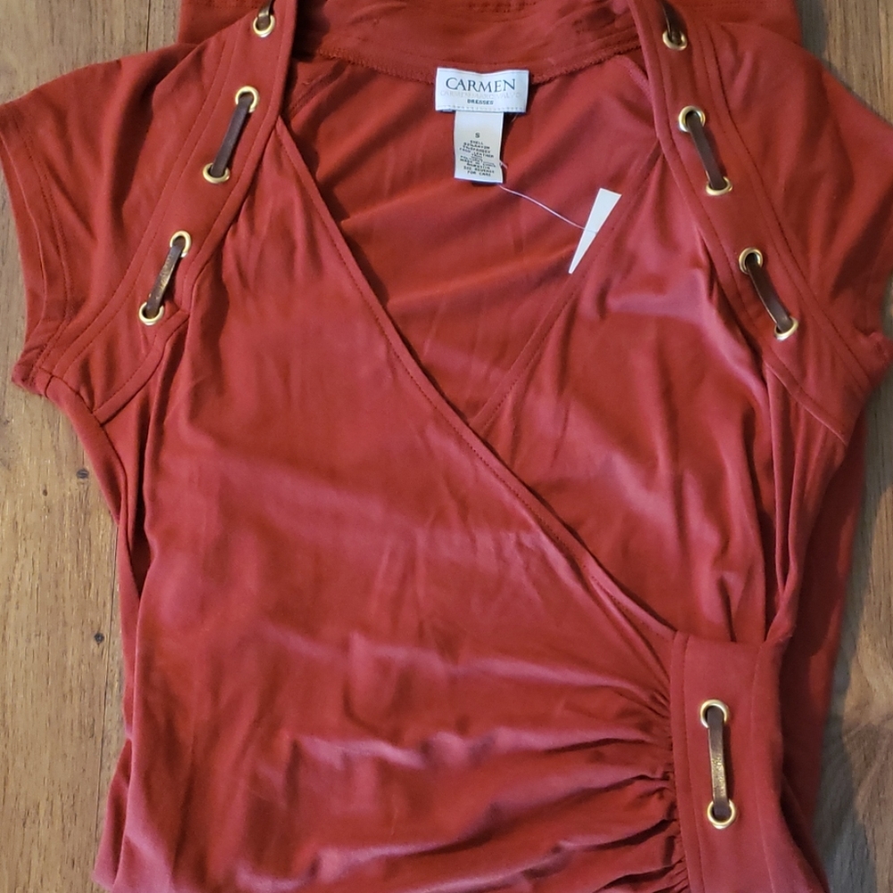 Nwt Carmen Marc Valvo rust color dress